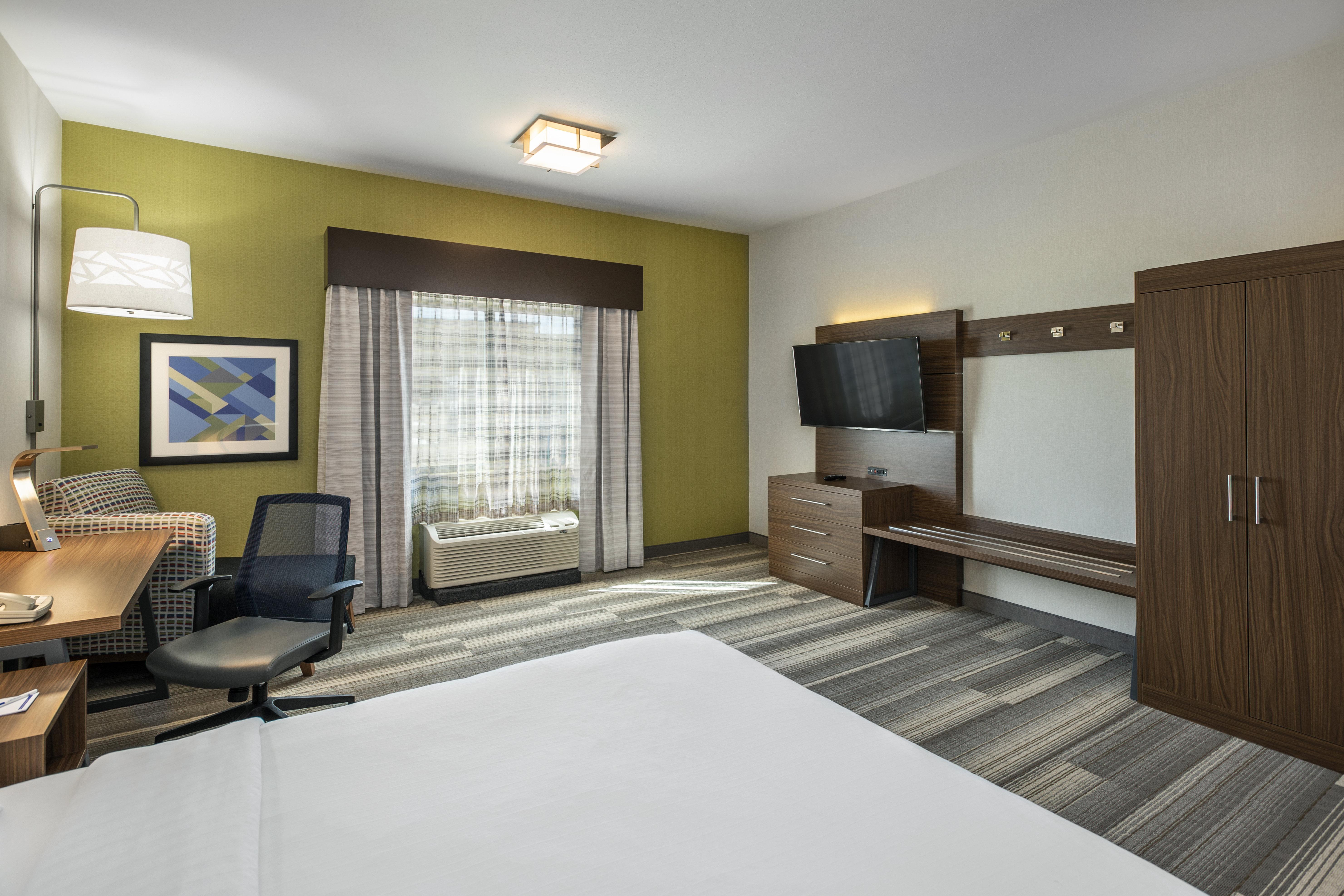 Holiday Inn Express & Suites Medicine Hat By Ihg Buitenkant foto